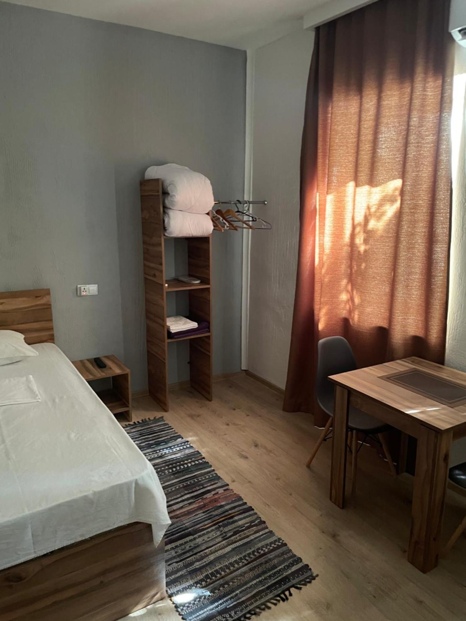 Apartment In The City Center With The Garden Jereván Kültér fotó